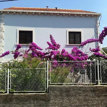 Διαμέρισμα Farac - Dalmatinska 32 *